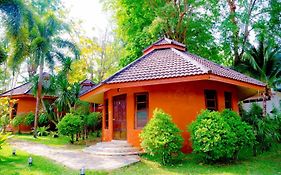 เพชรมณีกาญจน์ บีช รีสอร์ท